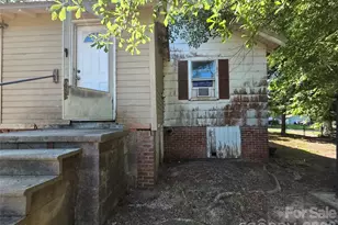 10 Wilson Ave, Great Falls, SC 29055 - Photo 3