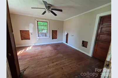 10 Wilson Avenue, Great Falls, SC 29055 - Photo 5