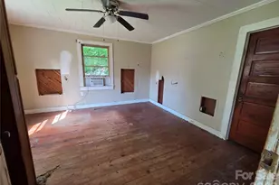 10 Wilson Ave, Great Falls, SC 29055 - Photo 5