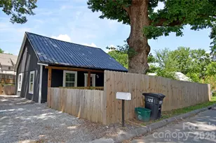 120 Seventh St, Marion, NC 28752 - Photo 9