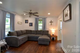120 Seventh St, Marion, NC 28752 - Photo 13