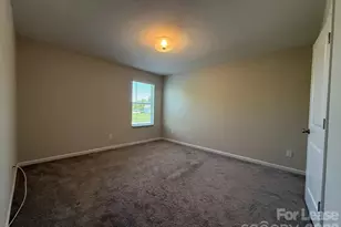5918 River Mdw Ct, Charlotte, NC 28213 - Photo 13