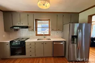 21107 Island Forest Dr, Cornelius, NC 28031 - Photo 17