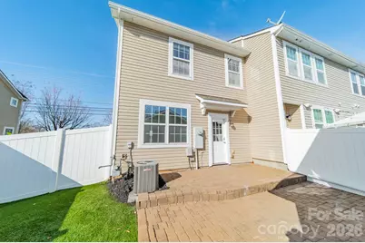 18426 W Catawba Avenue, Cornelius, NC 28031 - Photo 31