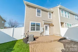 18426 W Catawba Ave, Cornelius, NC 28031 - Photo 31