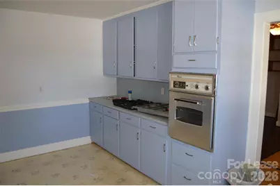 1225 Davie Avenue, Statesville, NC 28677 - Photo 33