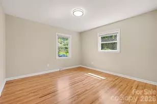 2143 Knickerbocker Dr, Charlotte, NC 28212 - Photo 15