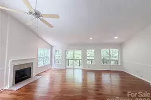 221 Grandview Dr, Statesville, NC 28677 - Photo 7