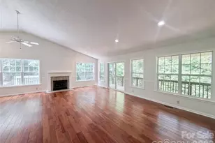 221 Grandview Dr, Statesville, NC 28677 - Photo 3