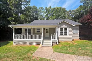 221 Grandview Dr, Statesville, NC 28677 - Photo 1