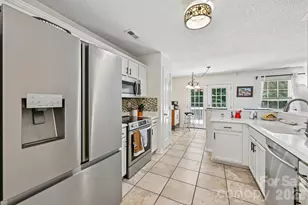 9338 Golden Pond Dr, Charlotte, NC 28269 - Photo 11