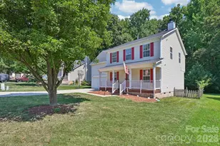 9338 Golden Pond Dr, Charlotte, NC 28269 - Photo 3