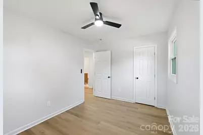 9828 Starwood Drive, Charlotte, NC 28215 - Photo 23