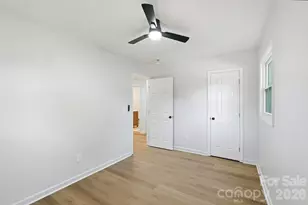 9828 Starwood Dr, Charlotte, NC 28215 - Photo 23