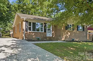 9828 Starwood Dr, Charlotte, NC 28215 - Photo 1