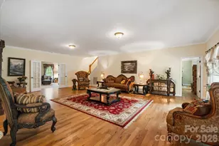 115 Barton Rd, Brevard, NC 28712 - Photo 3