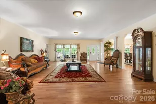 115 Barton Rd, Brevard, NC 28712 - Photo 3