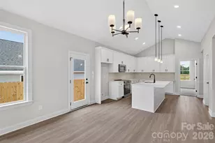 1111 Burke St, Monroe, NC 28110 - Photo 11