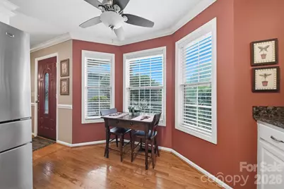 5666 Gold Creek Bay Drive, Hickory, NC 28601 - Photo 7