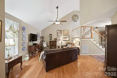 5666 Gold Creek Bay Drive, Hickory, NC 28601 - Photo 17