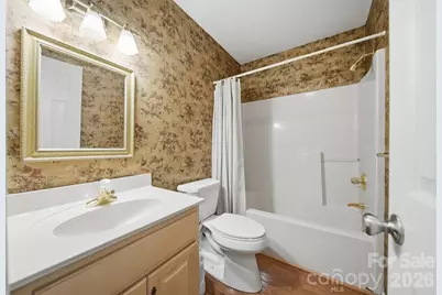 5666 Gold Creek Bay Drive, Hickory, NC 28601 - Photo 37