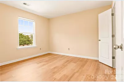 10308 Cloyne Court, Charlotte, NC 28213 - Photo 17