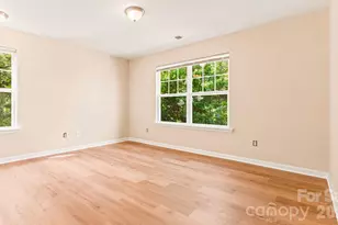 10308 Cloyne Ct, Charlotte, NC 28213 - Photo 15