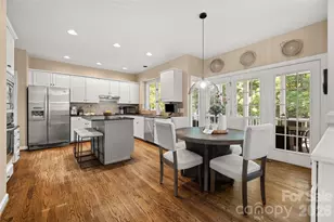 2733 Providence Spring Ln, Charlotte, NC 28270 - Photo 13