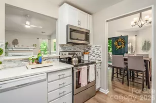 6150 Gray Gate Ln, Charlotte, NC 28210 - Photo 11