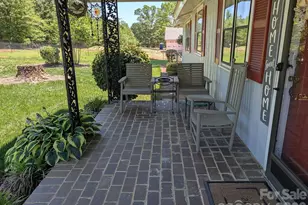 4053 Roddey Rd, Catawba, SC 29704 - Photo 5