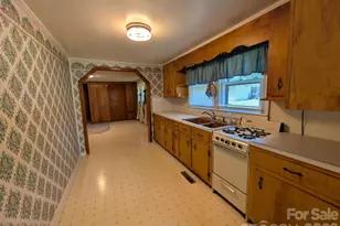 4053 Roddey Rd, Catawba, SC 29704 - Photo 11
