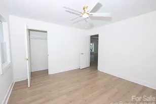 5306 Wales St, Charlotte, NC 28269 - Photo 9