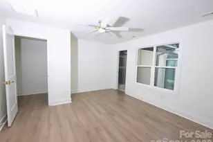 5306 Wales St, Charlotte, NC 28269 - Photo 15