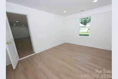 5306 Wales Street, Charlotte, NC 28269 - Photo 7