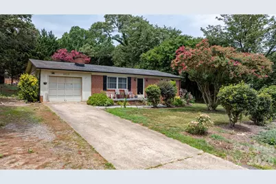 1809 31st Street NE, Hickory, NC 28601 - Photo 1