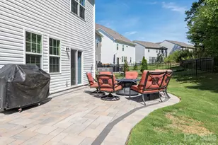 388 Kennerly Center Dr, Mooresville, NC 28115 - Photo 7