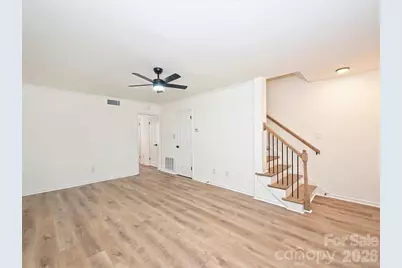6810 Farmingdale Drive, Charlotte, NC 28212 - Photo 9
