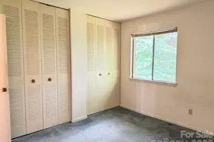 401 Orchard Trace Ln, Charlotte, NC 28213 - Photo 13