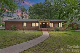 406 S Magnolia St, Mooresville, NC 28115 - Photo 1