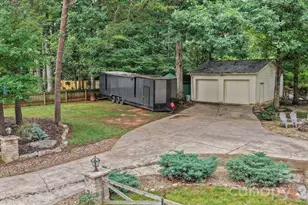 406 S Magnolia St, Mooresville, NC 28115 - Photo 25