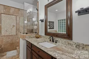 12529 Preservation Pointe Dr, Charlotte, NC 28216 - Photo 13