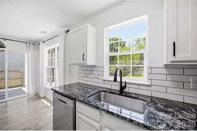 8502 Appledale Drive, Charlotte, NC 28262 - Photo 11