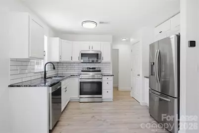 8502 Appledale Drive, Charlotte, NC 28262 - Photo 7