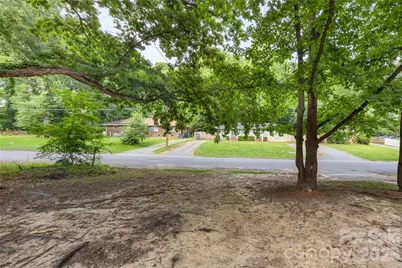 4525 Rolling Hill Drive, Charlotte, NC 28213 - Photo 25