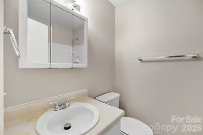 4525 Rolling Hill Drive, Charlotte, NC 28213 - Photo 15