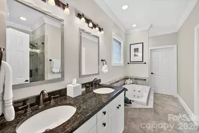 6784 Lynrose Court, Charlotte, NC 28226 - Photo 23