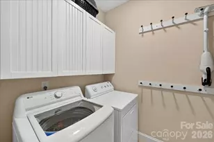 6784 Lynrose Ct, Charlotte, NC 28226 - Photo 19