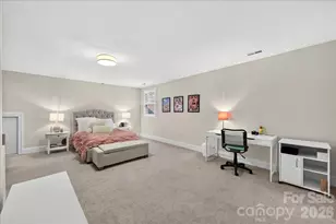 6784 Lynrose Ct, Charlotte, NC 28226 - Photo 27
