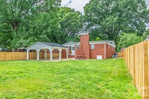 1434 Waddell St, Charlotte, NC 28216 - Photo 39