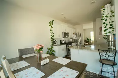 8022 Rowling Drive, Charlotte, NC 28215 - Photo 7